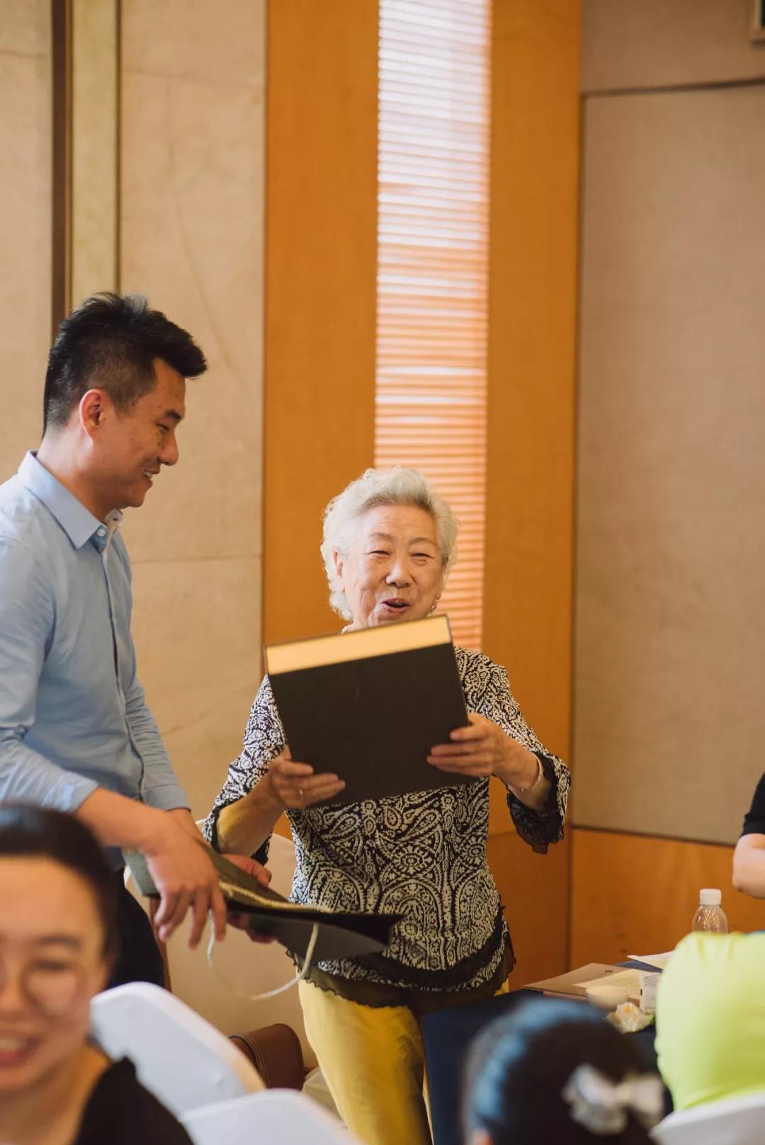 5d75b9787d81b.jpg 33.jpg