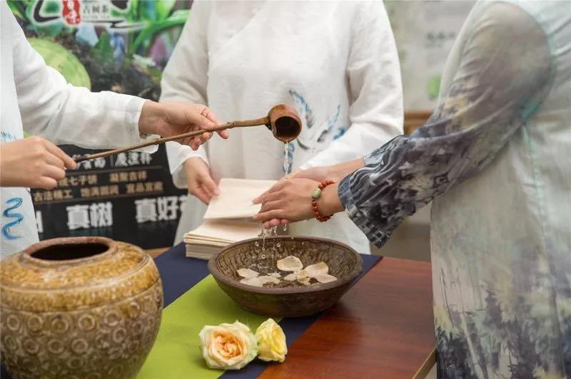 5d75ed53d095b.jpg 3.jpg