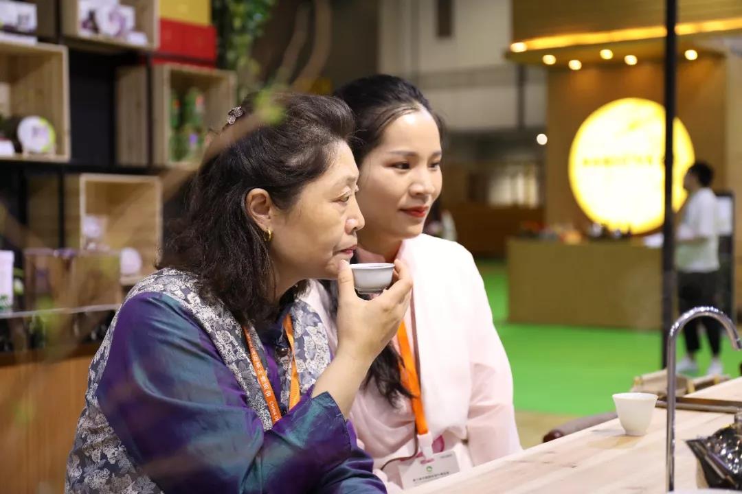 5d7752d942b72.jpg 41.jpg