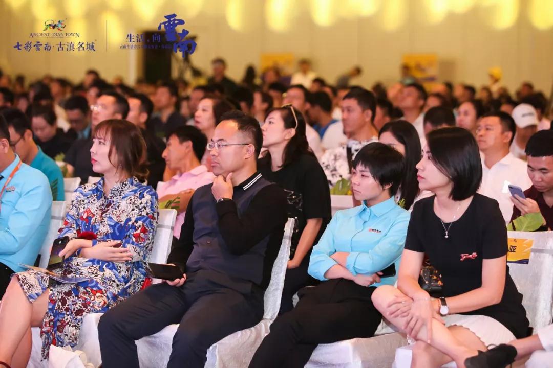 5dc3bd0a00c49.jpg 43.jpg