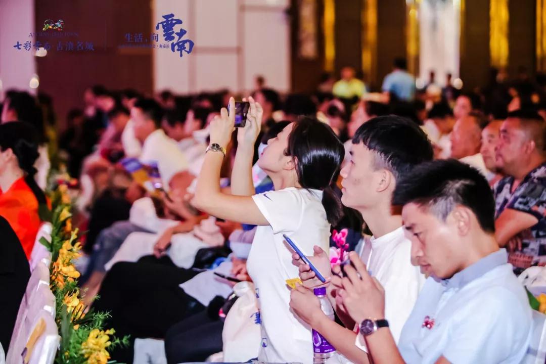 5dc3bd15250d3.jpg 45.jpg