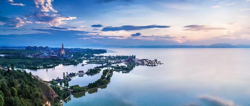 5dc3bd3dcbc5e.jpg 50.jpg