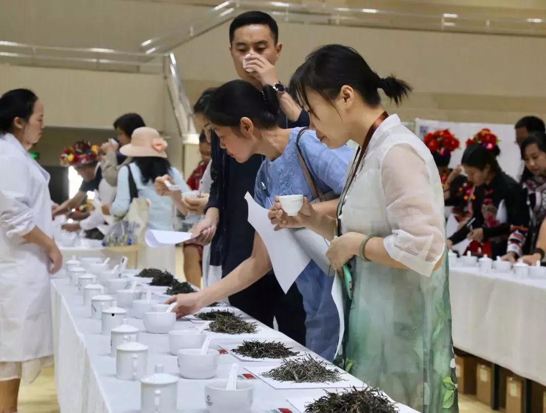 5dc3c9f8be92f.jpg 5dc3c9f8be92f.jpg