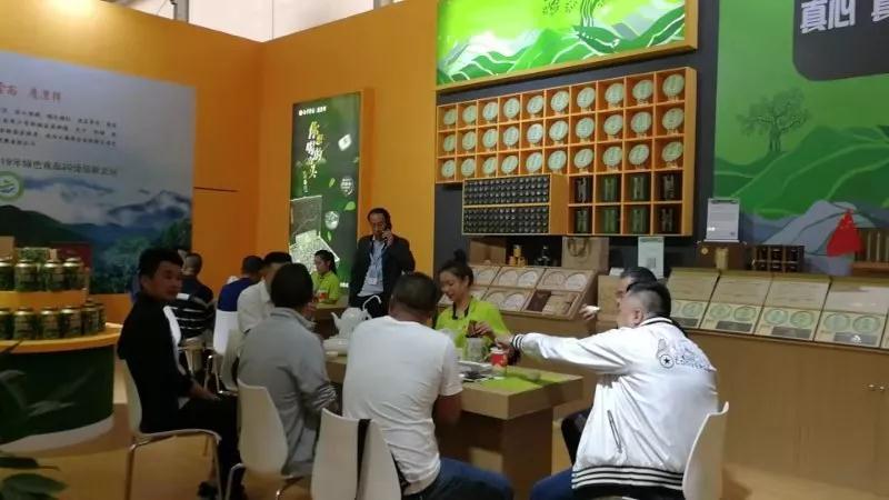 5dc3cbf2b7fd8.jpg 5dc3cbf2b7fd8.jpg