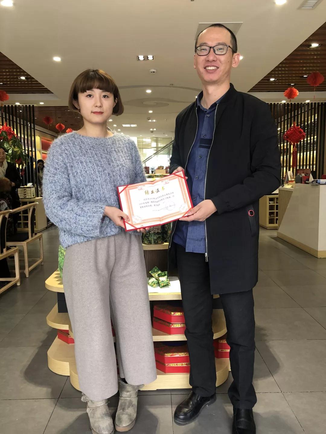 5dc3cf8a1ec7c.jpg 8.jpg