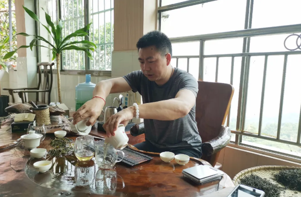 5f334cae3c245.png blob.png