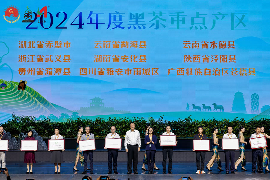 67061c598419e.jpg 22.jpg